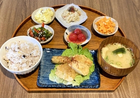 Ｐｅｃｏの「おばんざい定食」