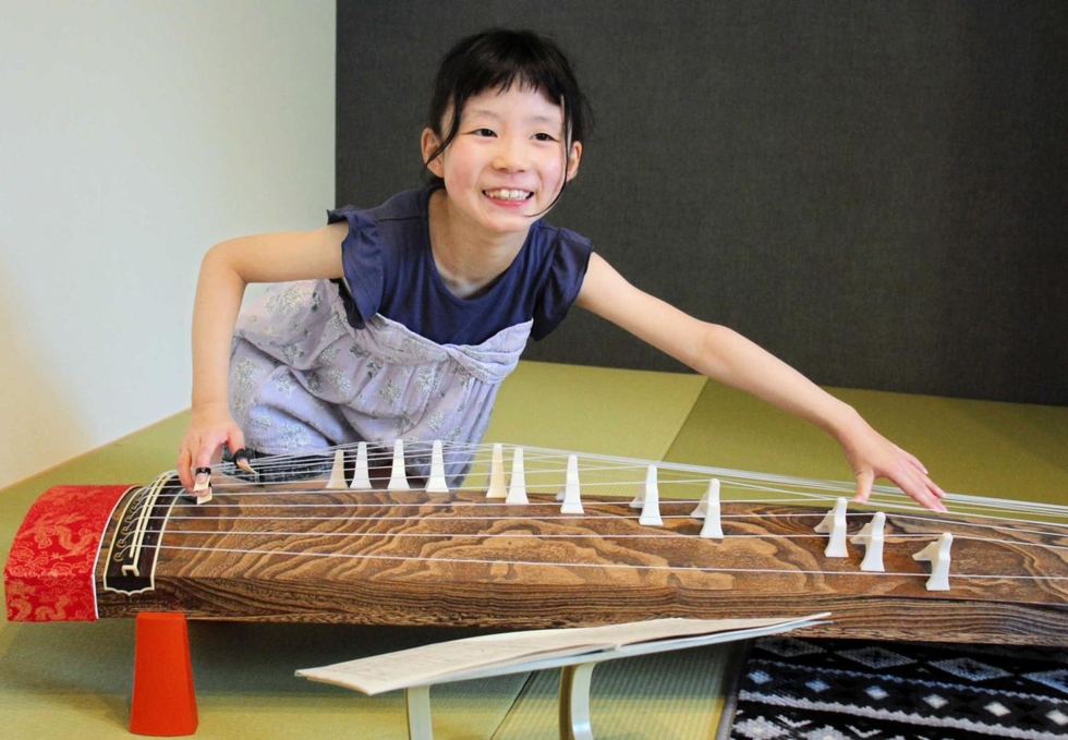 箏の本飾り 箏の本飾り