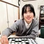 オセロの楽しさを語る荻野絢花さん。山南中学校ではソフトテニス部に所属し、県大会への出場経験もあるという＝丹波市山南町