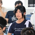 こども震災学校で発表する参加者