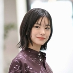 「母が作ったハンバーグが大好き。実家に帰ったら必ず作ってもらいます」と話す當真あみさん