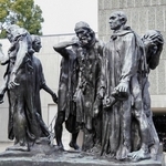 ロダン作の「カレーの市民」＝東京・上野の国立西洋美術館