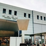 ＪＲ新長田駅前のコテのモニュメント