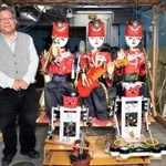 多彩なロボット開発に力を注ぐ井辺智吉社長＝ロボット開発会社「ピノキオ」