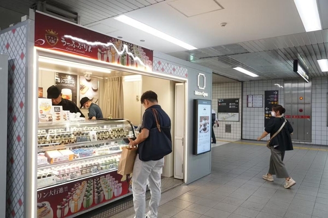 大阪メトロ南森町駅の「Metro Opus」は帰宅客を意識した出店戦略で高い売り上げを誇る（6月13日、大阪市）