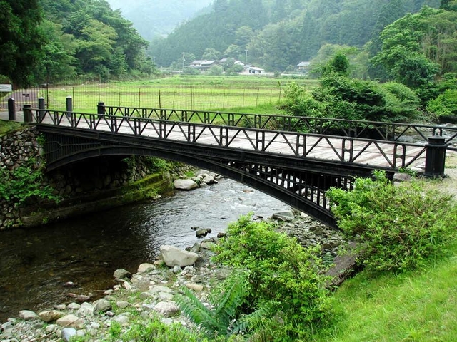 神子畑鋳鉄橋