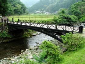 神子畑鋳鉄橋