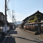 江戸時代に但馬街道の宿場町としてにぎわった粟賀の町並み＝神河町粟賀町