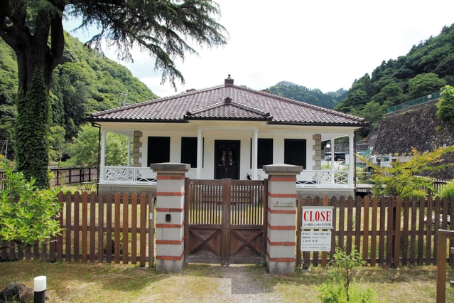 明治初期の洋風建築は全国的にも珍しい＝朝来市佐嚢
