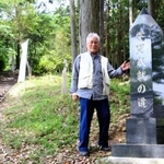 「学問成就の道」について話す松岡豊さん＝福崎町西田原