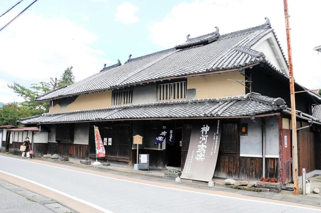 国登録文化財の「旧難波酒造」＝神河町中村