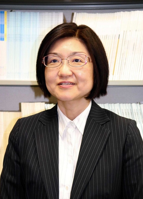 グライナー智恵子教授