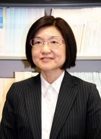 グライナー智恵子教授