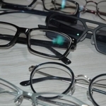 ブルーライトカットのメガネ使ってませんか？
