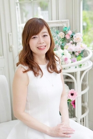結婚相談所「関西ブライダルエテルナ堂島店リシェーヌ」代表の中藤紫さん