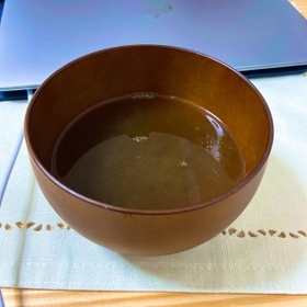 とろろ昆布に醤油、お湯で完成！あなたは飲んだことありますか？※店長さん提供