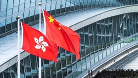 香港の中国化に歯止めが掛からず、事実上「一国一制度」になったと指摘されている（Sushiman/stock.adobe.com）