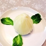 花のつぼみのよう。上からスープを注ぐと…（画像提供／かいわれ＠I'm a very delicious sproutさん）