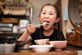 日々のご飯で免疫力を高めることができればいいですね（kazoka303030/stock.adobe.com）