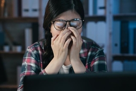 仕事内容や職場環境に刺激がないと「マンネリ」「つまらない」と感じる人が多いようです…（PR Image Factory/stock.adobe.com）