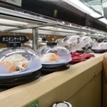 みんな大好き回転ずし(xiaosan/stock.adobe.com)