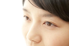 日帰りの手術で改善して、「もっと早く治しておきたかった！！」とおっしゃる方も（mai414/stock.adobe.com）