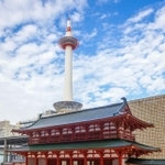 復元された羅城門。縮尺10分の1だそうです/123wawa(c)123RF.COM