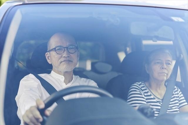 ほっこり老夫婦がまさかの逆走…（イメージ画像）