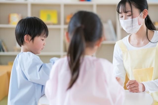 プレ幼稚園に子どもを通わせる必要はあるのでしょうか　※画像はイメージです（milatas/stock.adobe.com）