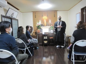 コロナ禍のため少人数で開催