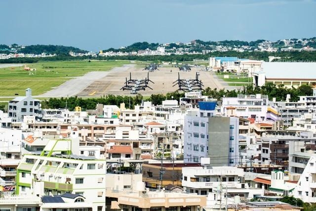 沖縄にある米軍普天間基地。米軍基地のある沖縄本島は、台湾有事の際に戦闘が拡大する可能性がある（ sharaku1216/stock.adobe.com）