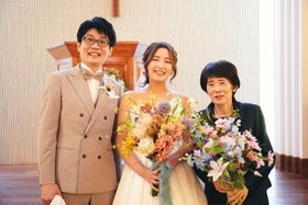 末期がんを患う母に、新郎新婦から結婚式をプレゼント