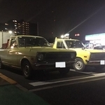 仲良く並んだサニトラ。投稿者さんの愛車は向かって左です（日産サニートラックさん提供）