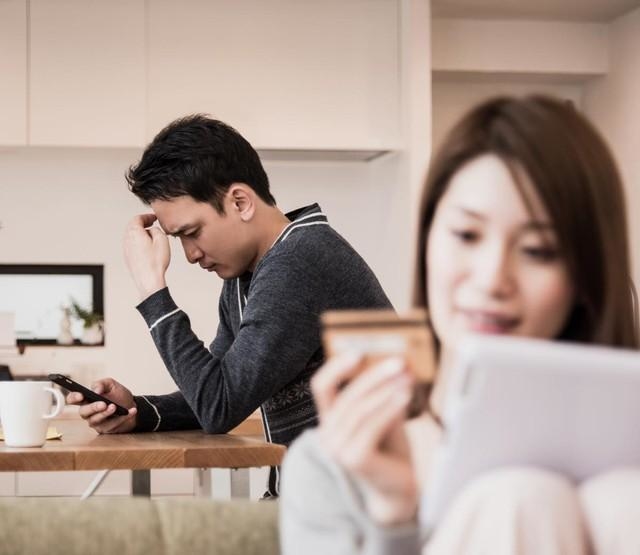 お金の情報、どのくらい共有していますか？　※画像はイメージです（chachamal/stock.adobe.com）