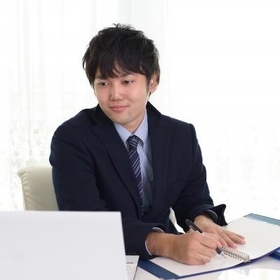 調べ物にYouTube、結構イケるかも…　の動画※画像はイメージです（Photo AC）