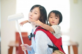 負担が少ないと思われがちな専業主婦ですが…　※画像はイメージです（Photo AC）