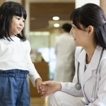 子どもたちがなりたい職業として、最も多くあげられたのは医療従事者でした（milatas/stock.adobe.com）