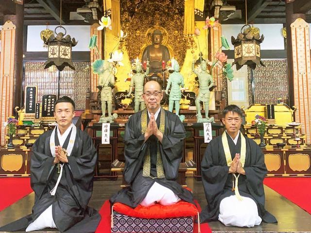 亡父の心を受け継ぎ お坊さんの窓口 を立ち上げた僧侶の挑戦 心のこもったお葬式を取り戻したい 神戸新聞next 連載 特集 話題