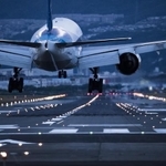 航空・旅行業界への就職を憧れた人も多いのでは（Monet/stock.adobe.com）
