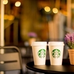 スタバでドリンクを注文する時、あなたはどうしますか？（※イメージ画像）