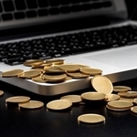 本職以外でもお金を稼ぎたい(kai/stock.adobe.com)