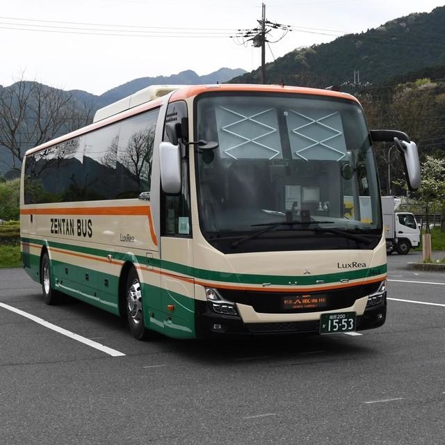 全但バスは高速バス「LuxRea（ラグリア）」の一部車両に完全な個室“グリーンルーム”を導入した