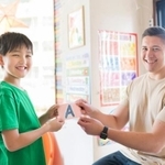2020年から小学校で学ぶ英語の学習内容は大きく変わりました　※画像はイメージです（One/stock.adobe.com）