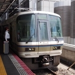 大阪と奈良を結ぶ大和路快速