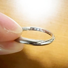 石垣島の海で奇跡的に見つかった結婚指輪（画像提供：か が さ ん　ろいずさん）