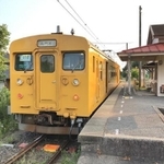 小野田線を走る123系（タロケン/stock.adobe.com）