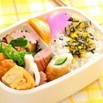 お弁当を担当しているのは？※写真はイメージ（kilala/adobe.stock.com）