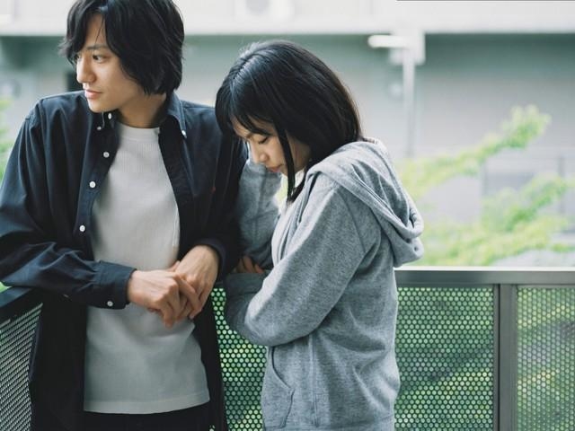 （C）2022『わたし達はおとな』製作委員会