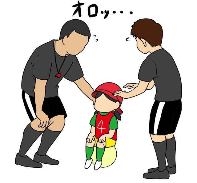 ボールの上で休憩 審判から離れない ちびっ子サッカーにsnsが悶絶 もう天国じゃん かわいいが大渋滞 神戸新聞next 連載 特集 話題