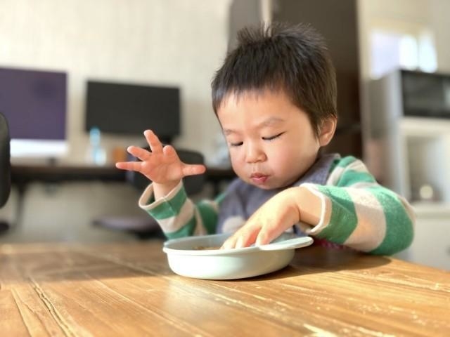食べることからモンテッソーリ教育を家庭で始めてみましょう